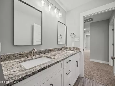 300 E Ivybridge Dr, Hubert, NC 28539 photo 20