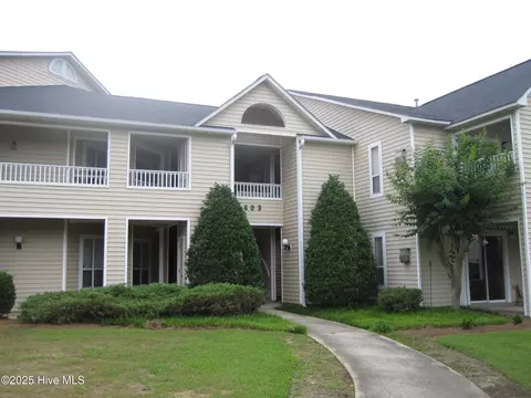 519 Spring Forest Rd #D, Greenville, NC 27834
