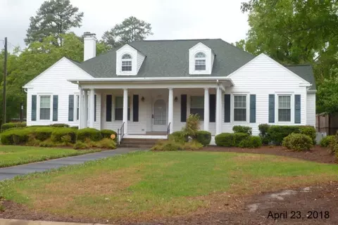 619 S Main St, Laurinburg, NC 28352