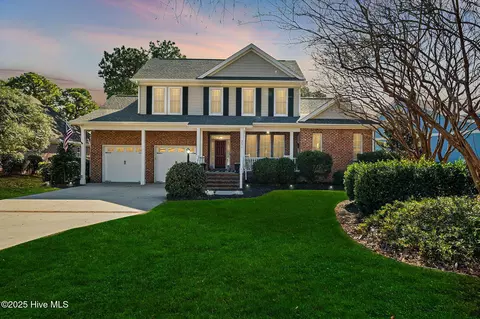 3571 Members Club Blvd, Southport, NC 28461