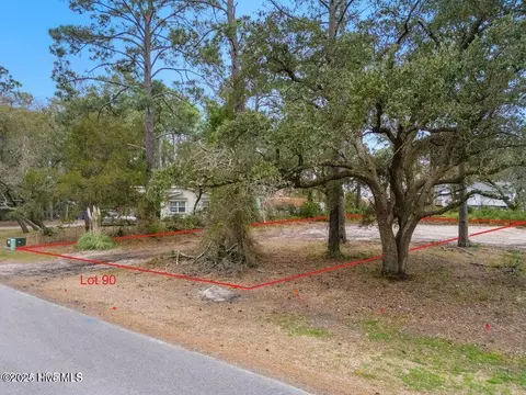 219 N Fodale Ave, Southport, NC 28461