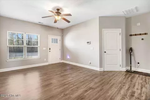 312 Winstead Lp, Richlands, NC 28574 photo 10