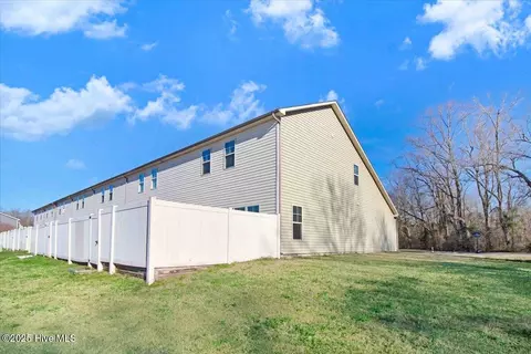 312 Winstead Lp, Richlands, NC 28574 photo 5