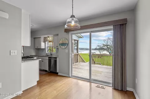 255 Sleepy Point Rd, Gloucester, NC 28528 photo 8