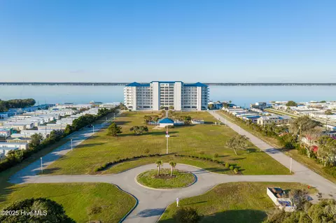 1550 Salter Path Rd #607 NAUTICAL CLUB, Indian Beach, NC 28512