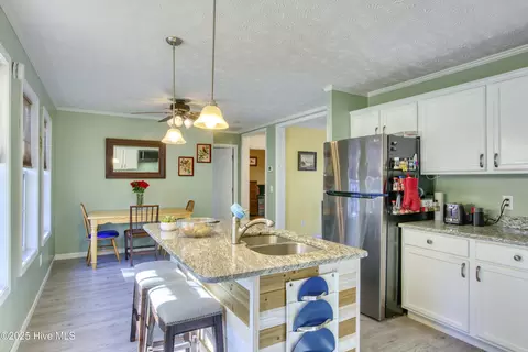 104 Sunset Ct, Hampstead, NC 28443 photo 13