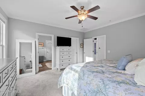 Bedroom - 432 Skimmer Cv, Beaufort, NC 28516 photo 3 of 7