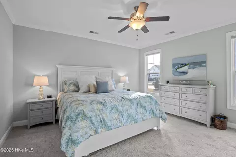 Bedroom - 432 Skimmer Cv, Beaufort, NC 28516 photo 1 of 7