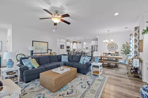 Living - 432 Skimmer Cv, Beaufort, NC 28516 photo 3 of 3