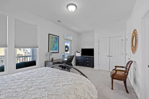 Bedroom - 432 Skimmer Cv, Beaufort, NC 28516 photo 5 of 7
