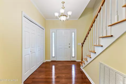 110 E Pointe Rd, Rocky Point, NC 28457 photo 8