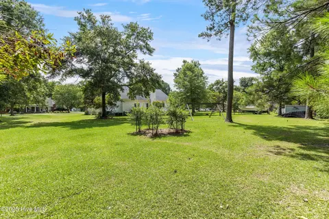 110 E Pointe Rd, Rocky Point, NC 28457 photo 50