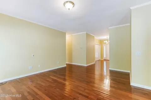 110 E Pointe Rd, Rocky Point, NC 28457 photo 12