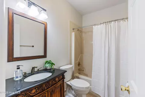 110 E Pointe Rd, Rocky Point, NC 28457 photo 33