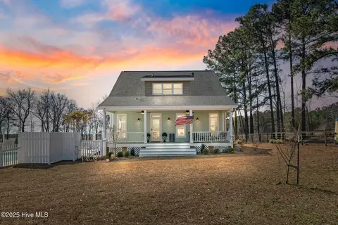 5975 Bulltown Rd, La Grange, NC 28551
