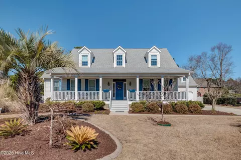 6913 Eschol Ct, Wilmington, NC 28409