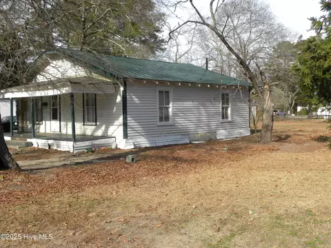 205 Shirley St, Tarboro, NC 27886