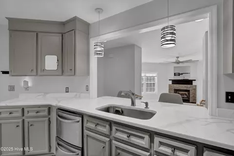 Kitchen - 360 Hickory Point Rd, Hampstead, NC 28443 photo 4 of 5