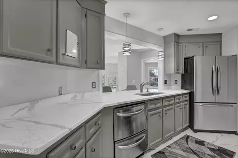 Kitchen - 360 Hickory Point Rd, Hampstead, NC 28443 photo 3 of 5