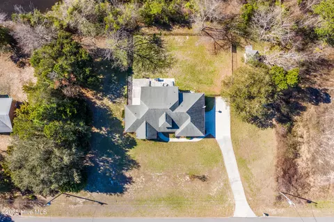 View/Area - 360 Hickory Point Rd, Hampstead, NC 28443 photo 6 of 11