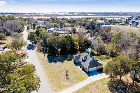 View/Area - 360 Hickory Point Rd, Hampstead, NC 28443 photo 10 of 11