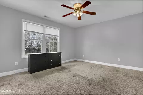 Bedroom - 360 Hickory Point Rd, Hampstead, NC 28443 photo 4 of 5