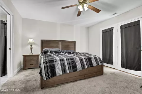 Bedroom - 360 Hickory Point Rd, Hampstead, NC 28443 photo 2 of 5