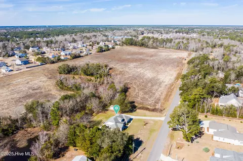 View/Area - 360 Hickory Point Rd, Hampstead, NC 28443 photo 7 of 11