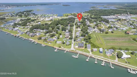 115 Hill St, Cedar Point, NC 28584 photo 5