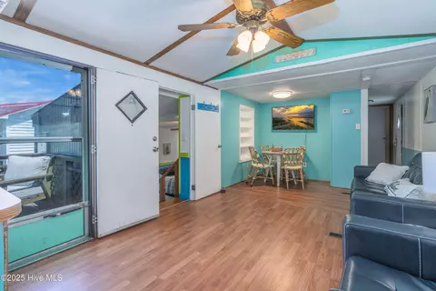115 Hill St, Cedar Point, NC 28584 photo 10