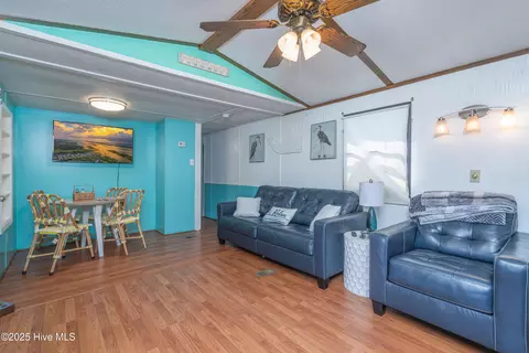 115 Hill St, Cedar Point, NC 28584 photo 11