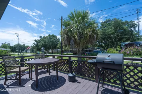 115 Hill St, Cedar Point, NC 28584 photo 23