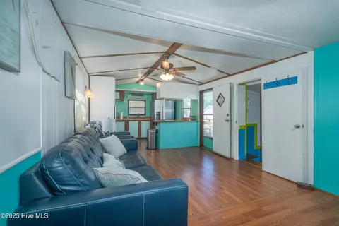 115 Hill St, Cedar Point, NC 28584 photo 17