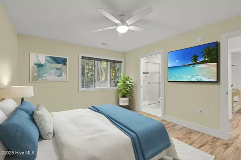 136 Oakleaf Dr, Pine Knoll Shores, NC 28512 photo 23