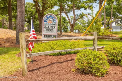 136 Oakleaf Dr, Pine Knoll Shores, NC 28512 photo 63