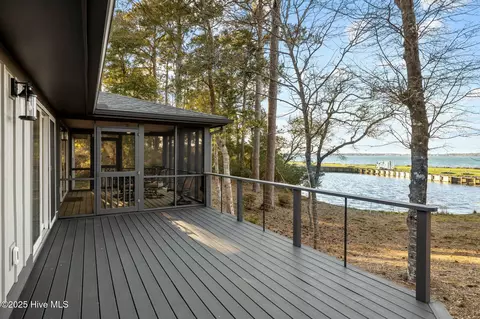 136 Oakleaf Dr, Pine Knoll Shores, NC 28512 photo 42