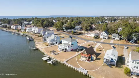 709 Harbour View Dr, Kill Devil Hills, NC 27948 photo 3
