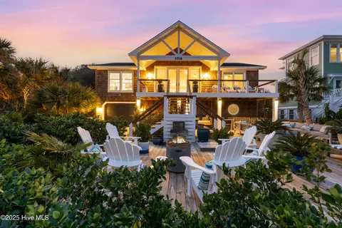 1016 Fort Fisher Blvd S, Kure Beach, NC 28449