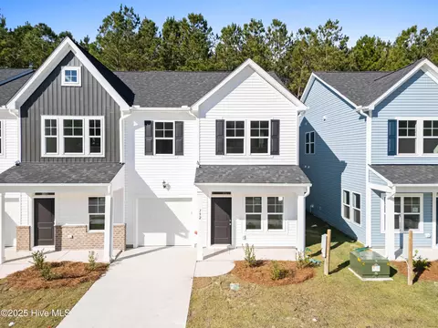 792 Palm Frond Way NW, Calabash, NC 28467