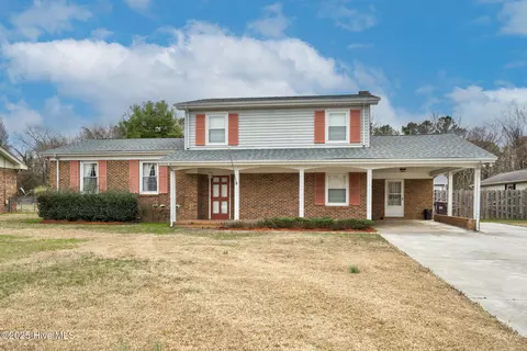 211 Brandon Ave, Tarboro, NC 27886