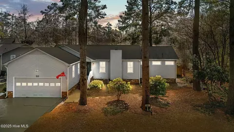 111 Channel Run Dr, New Bern, NC 28562