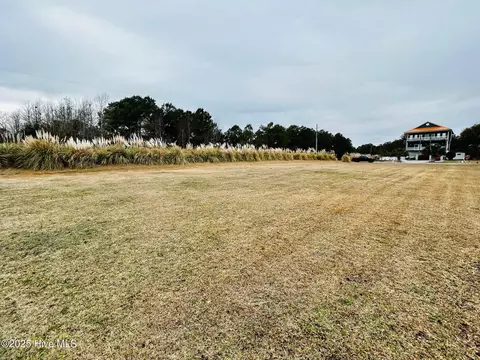 100 Brandon Ave, Hubert, NC 28539 photo 5