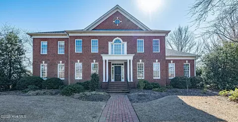 3802 Cantata Dr, Greenville, NC 27858