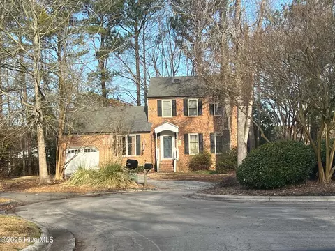 2505 Fairwoods Ln, New Bern, NC 28562