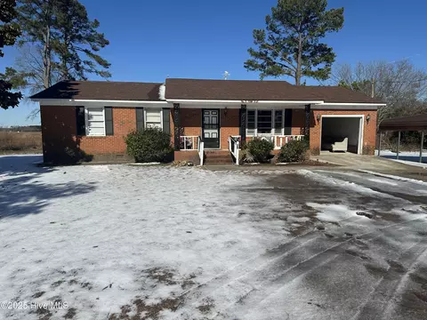 2671 Four Way Rd, Snow Hill, NC 28580