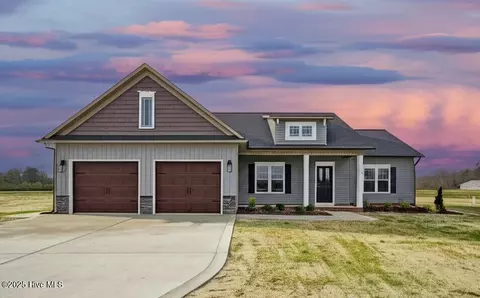 618 Tart Town Rd, Dunn, NC 28334