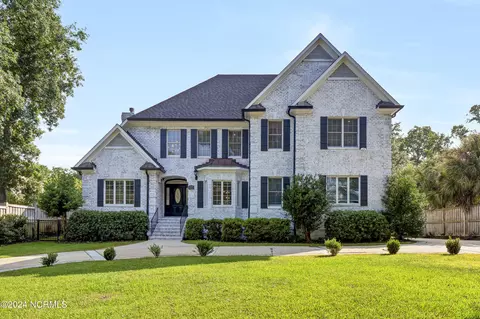 2130 Allens Ln, Wilmington, NC 28403