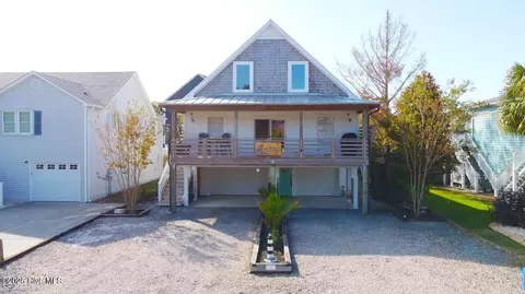 307 Carolina Sands Dr, Carolina Beach, NC 28428