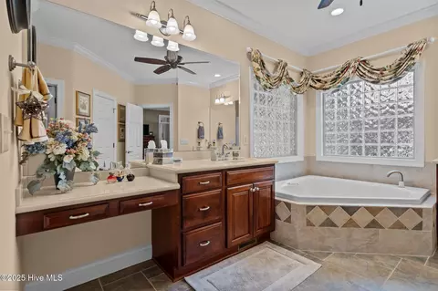 42 Oxton Cir, Pinehurst, NC 28374 photo 21