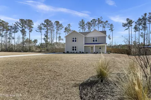 160 Priscilla Pl, Hampstead, NC 28443